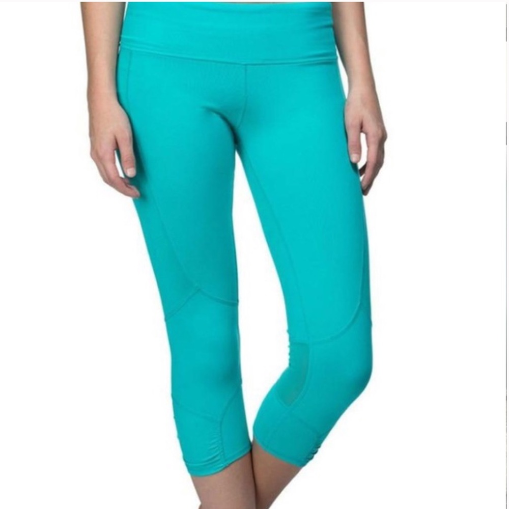 Lululemon Ebb To Street Crop Pants